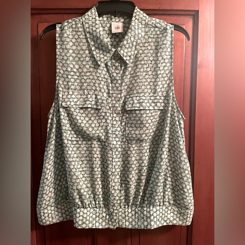 Cabi Sleeveless Button Down Top with Banded Bottom, Size L